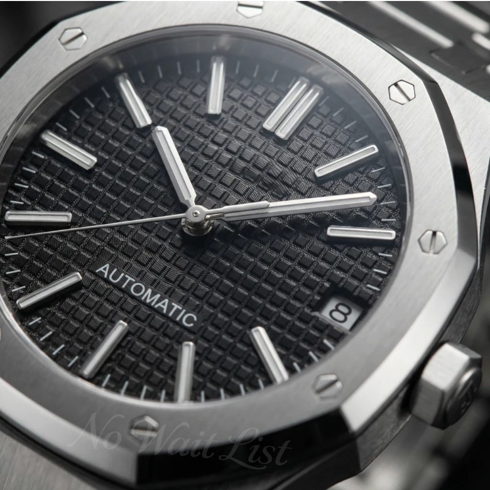 Royal Oak - Black