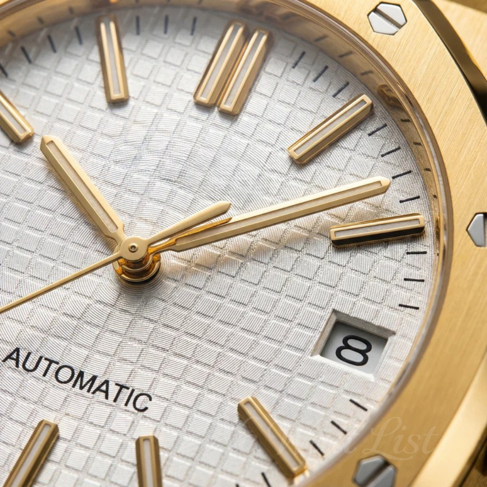 Royal Oak - Gold White
