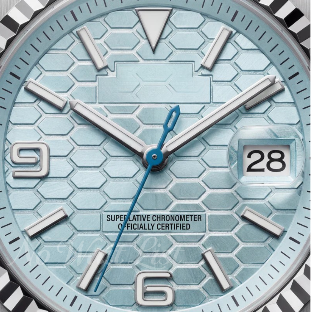 Land - Dweller - Ice Blue