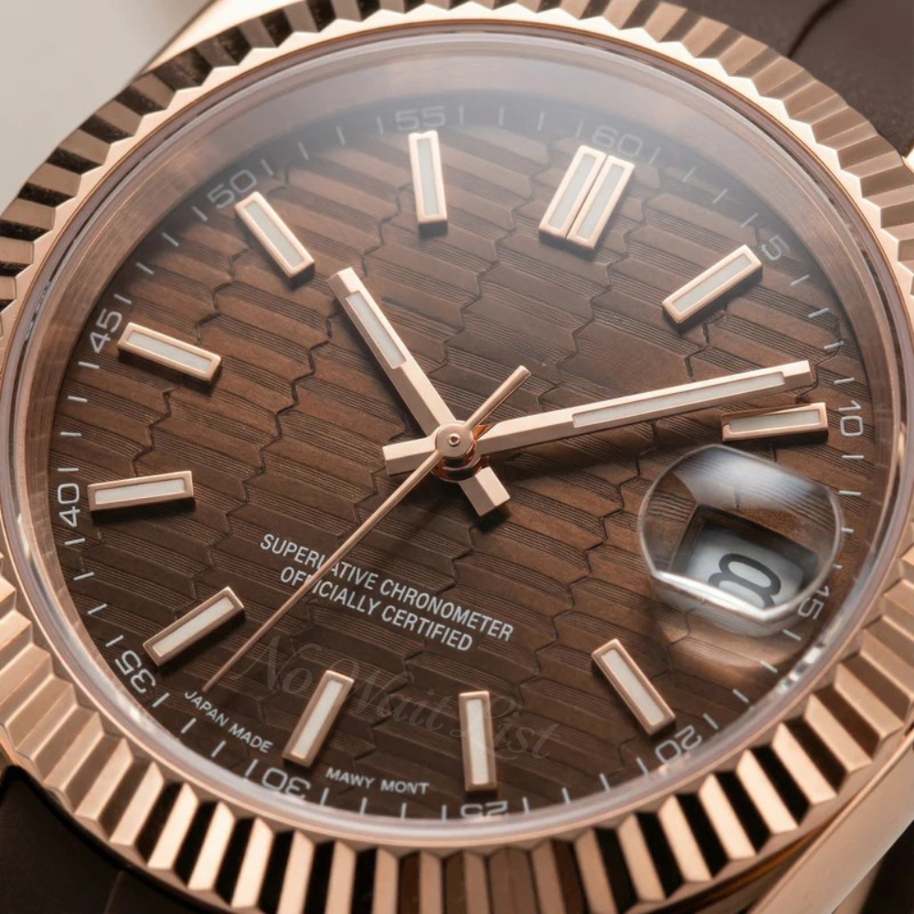 Date - Rubber Rose Gold Chocolate