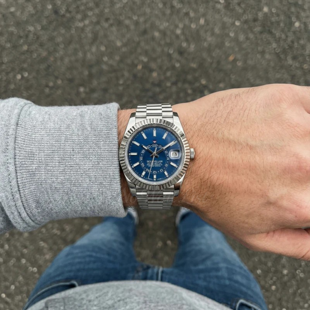 Date  - Sky Dweller Blue