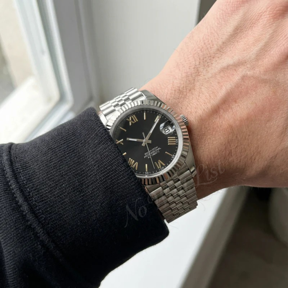 Date - Roman Gold Black